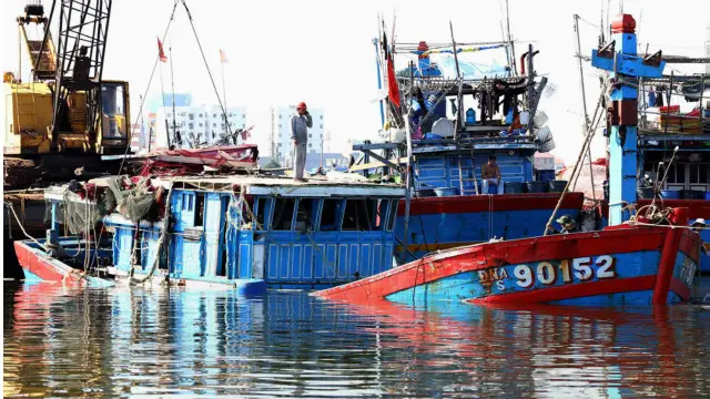 Tàu cá Việt Nam thường xuyên bị tàu Trung Quốc tấn công trong khu vực quần đảo Hoàng Sa