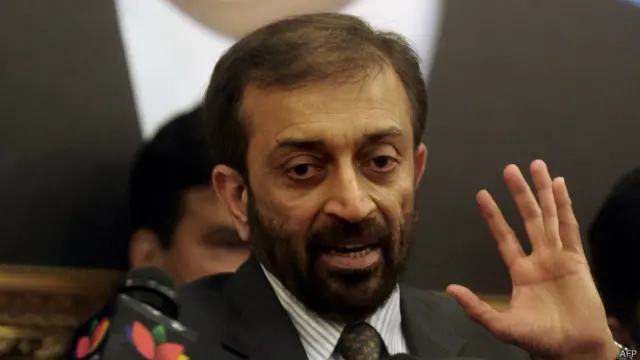  سرکاری وکیل نے جو حرکت کی ہے وہ عجیب و غریب اور سرکاری پالیسی کے منافی ہے:  فاروق ستار