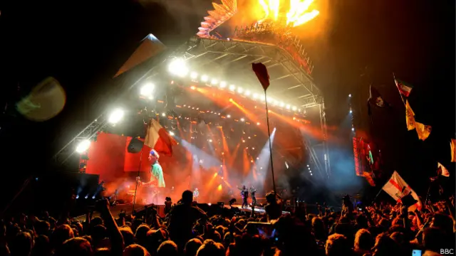 Гластонбери