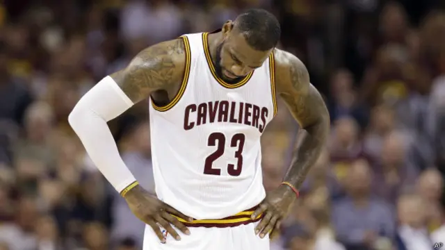 لابرون جیمز سنہ 2003 سے 2010 کے درمیان کلیولینڈ کیویلیئرز سے منسلک رہے
