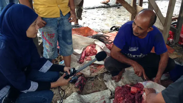 Wartawan BBC, Sri Lestari, berkunjung ke salah satu pasar daging musiman yang muncul jelang Meugang.