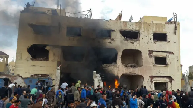 یہ حملے ایسے وقت ہوئے ہیں جب چند ہی روز قبل دارالحکومت قاہرہ میں مصر کے پبلک پراسیکیوٹر کو قتل کر دیا گیا تھا