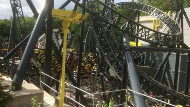 accidente de montaá rusa de Alton Towers