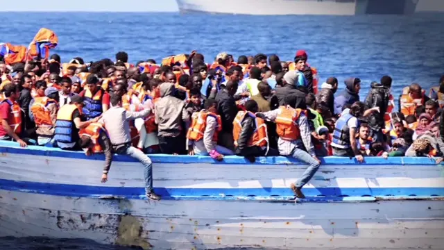 کشتیوں کے ذریعے یورپ پہنچنے کی کوشش میں دو ہزار افراد مارے جا چکے ہیں