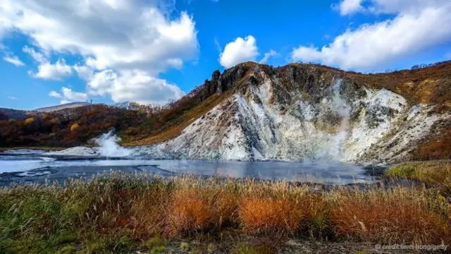 登别的温泉度假胜地的温泉水水源地（摄影：Liwei Hong/Getty）