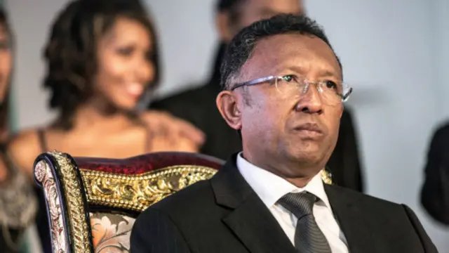 Les grévistes revendiquent aussi une amélioration de la gestion de la compagnie.