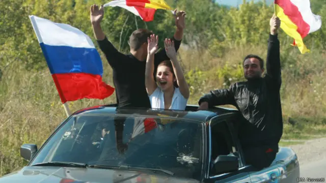 Независимость Южной Осетии признали кроме России только Венесуэла, Никарагуа, а также островные государства Науру и Тувалу.