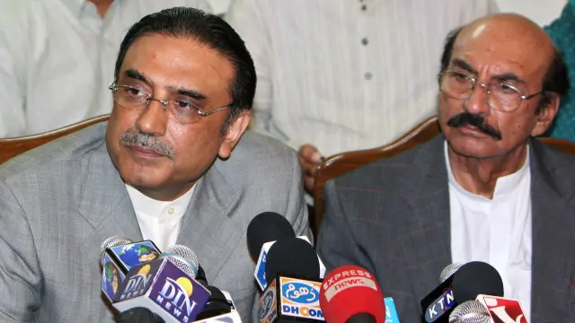 کراچی میں بدعنوانی کے بارے میں رینجرز کے سربراہ کے بیان کے بعد سندھ حکومت دباؤ میں ہے