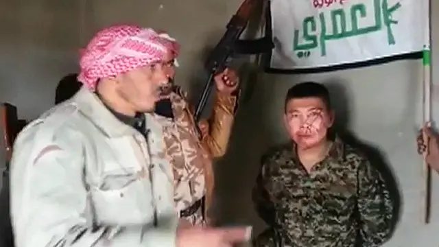 ایسے شواہد سامنے آئے ہیں کہ ہزارہ برادری کے بے روزگار نوجوان مرد جو بہتر زندگی کے لیے افغانستان چھوڑ رہے ہیں وہ شام میں پہنچ جاتے ہیں