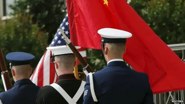 中美在应对地区和全球挑战方面，关键是要增加沟通与双边互信。