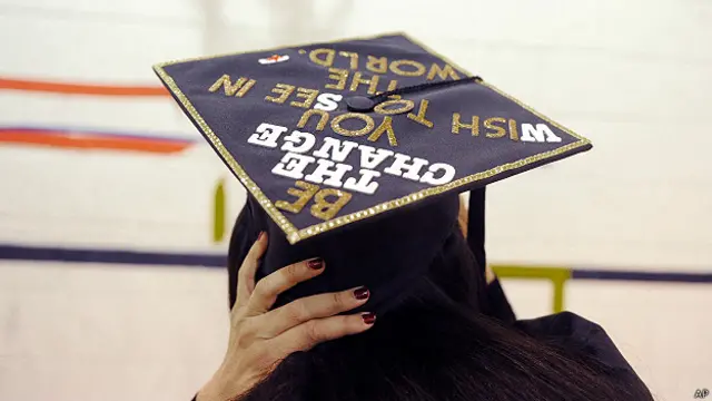 El "sugar dating" tiene como objetivo que las jóvenes lleguen a la universidad.