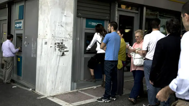 Очередь у банкомата