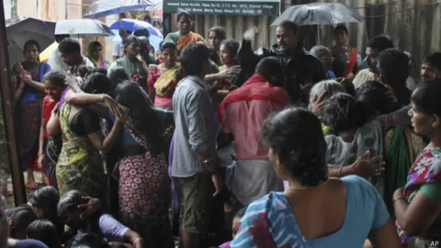 تكررت حالات التسمم الكحولي في الهند نتيجة شراء المشروبات الرخيصة