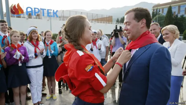 Медведев в "Артеке"