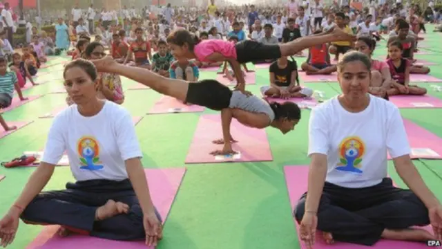 मोदी, योग