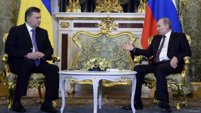 С Путиным, по словам Януковича, он общался последнее время всего несколько раз