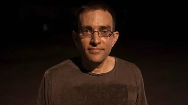 38 سالہ کائل راجرز کا تعلق امریکی ریاست اوہائیو سے ہے اور وہ پیشے کے لحاظ سے وہ کمپیوٹر انجینیئر ہیں