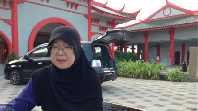 Nur Caren Chung Yock Lan mengatakan sejumlah tradisi Cina tidak bertentangan dengan syariat Islam.