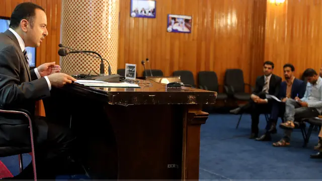 اکلیل حکیمي