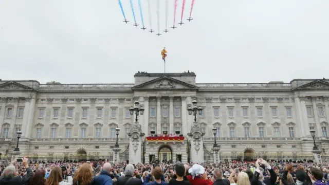 据悉，白金汉宫的维修费用可能要高达1.5亿英镑。