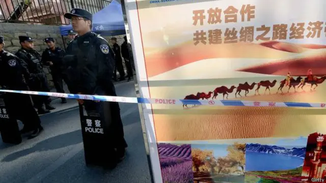 新疆位於古絲綢之路上，也是中國「一帶一路」戰略中的重要環節。