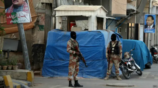 ایم کیو ایم ګوند له تېرو څو میاشتو راهیسې د رینجرز نومي امنیتي ځواک فعالیتونو خلاف احتجاج کوي