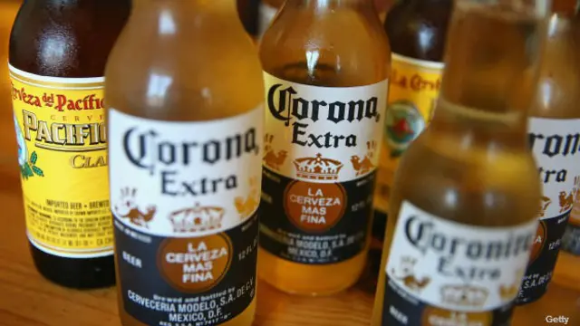 Cerveza Corona Extra.