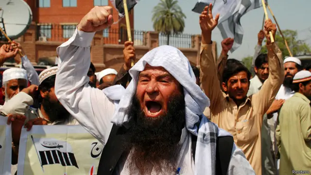 भारत के ख़िलाफ़ पाकिस्तान में विरोध प्रदर्शन.