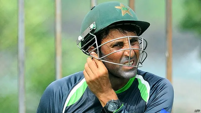 ہارون رشید نے واضح کردیا کہ یونس خان ون ڈے ٹیم میں اسی وقت آسکتے ہیں جب وہ 11 میں جگہ بنا سکیں نا کہ 15 میں