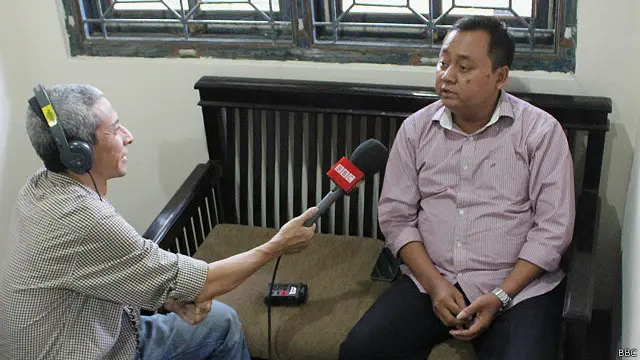 Kepada calon pasangan menikah beda agama, alumni program pascasarjana (S-2) di Universitas Muhammadiyah Jakarta ini selalu menekankan agar mereka "memperkuat mental".