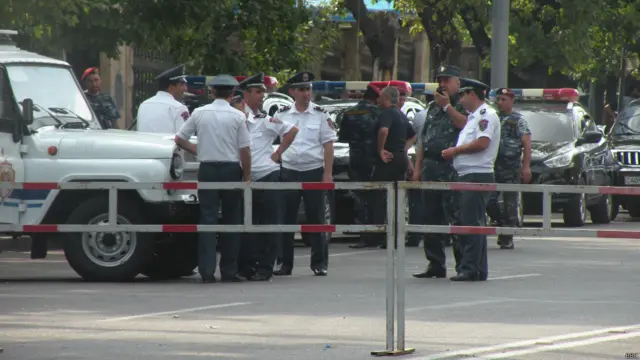 Полицейские