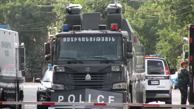 Полицейская машина