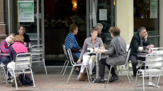 不妨也多參與一些這樣的組織活動，除了有免費午餐外，說不定也會給你帶來一些新的商機呢！