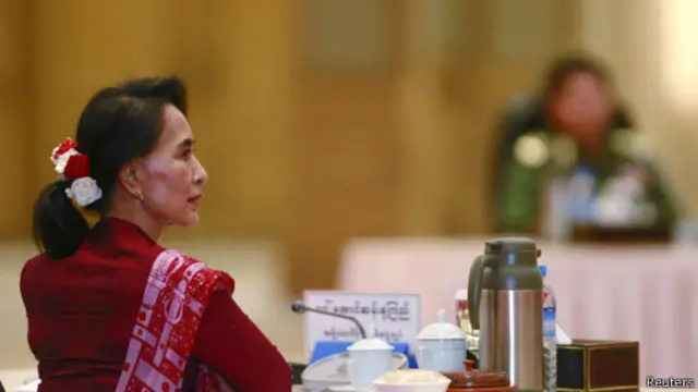 Lãnh đạo đối lập, bà Aung San Suu Kyi không được tham gia tranh cử tổng thống
