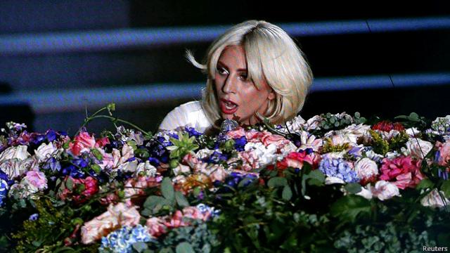 Леди Гага на открытии игр