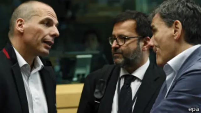 ဂရိ ဘဏ္ဍာရေး ဝန်ကြီး Yanis Varoufakis အနေနဲ့ သူတို့ရဲ့ အဆိုပြုချက်ကို တခြား အီးယူ ဘဏ္ဍာရေး ဝန်ကြီးတွေ ထောက်ခံအောင် ဆွဲဆောင်သွားမယ်လို့ ဂရိ အစိုးရက ပြောခဲ့။