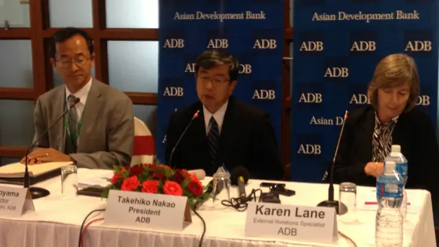 تېر کال د اسيا پراختيايي بانک اعلان وکړ چې د ۲۰۱۳ ميلادي کال تر پايه يې له افغانستان سره ۳.۸ ميليارد ډالره مرسته کړې ده