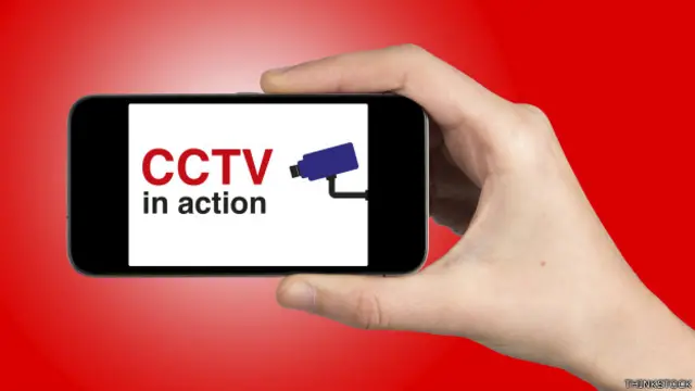 Bajar una aplicación específica será suficiente para que el smartphone funcione como una cámara de vigilancia.