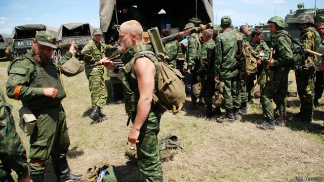 Вооруженные сторонники самопровозглашенной ДНР