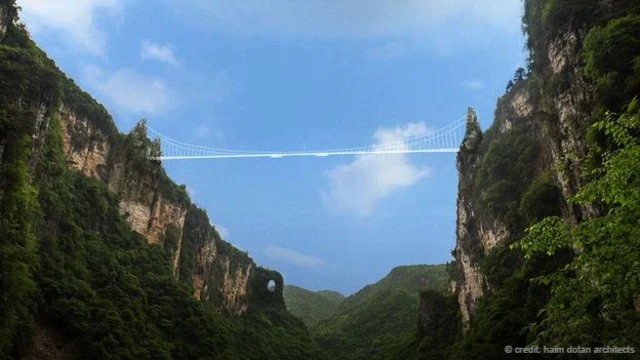 张家界大峡谷新栈桥一瞥（图片来源：Haim Dotan Architects）
