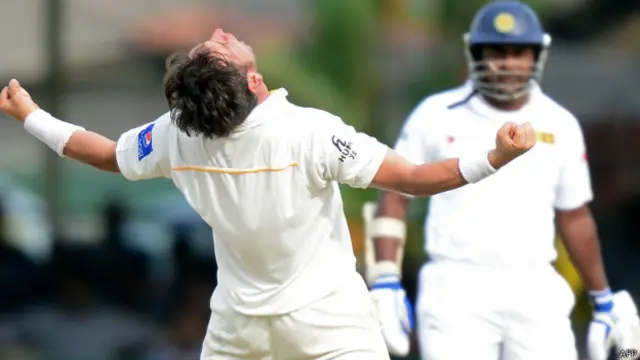 یاسر شاہ اس سال ٹیسٹ میچوں میں 24 وکٹیں حاصل کرچکے ہیں جو کسی بھی بولر کی سب سے زیادہ وکٹیں ہیں