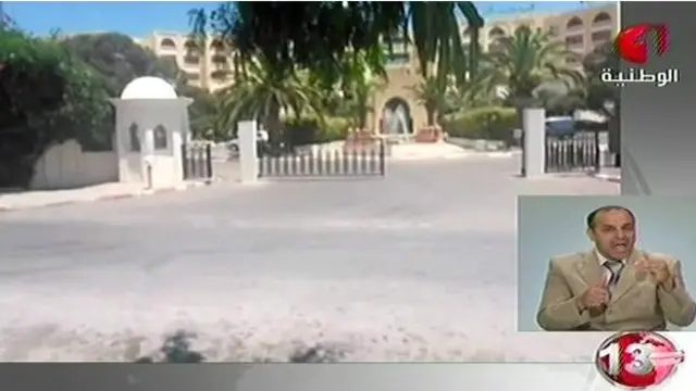 突尼斯电视台报道枪袭事件。