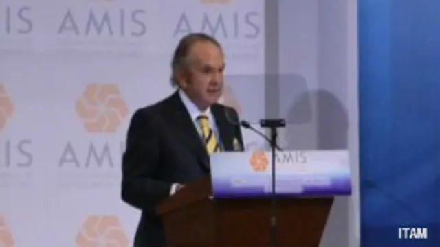 Empresario mexicano Alberto Bailleres. 