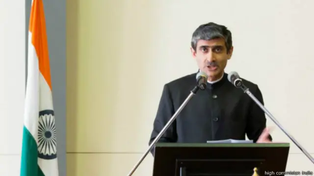 روی تھاپر کا کہنا ہے کہ وہ ذاتی وجوہات کی بنا پر واپس آئے ہیں