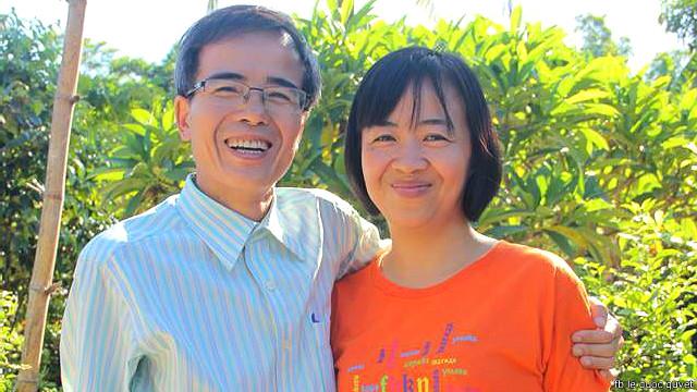 Luật sư Lê Quốc Quân ra tù và đoàn tụ với gia đình hôm 27/6/2015.