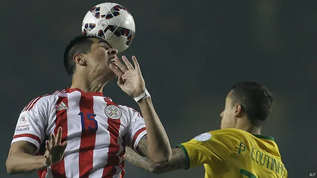 Laga harus disudahi melalui adu pinalti setelah kedua tim bermain imbang dalam dua kali 45 menit.