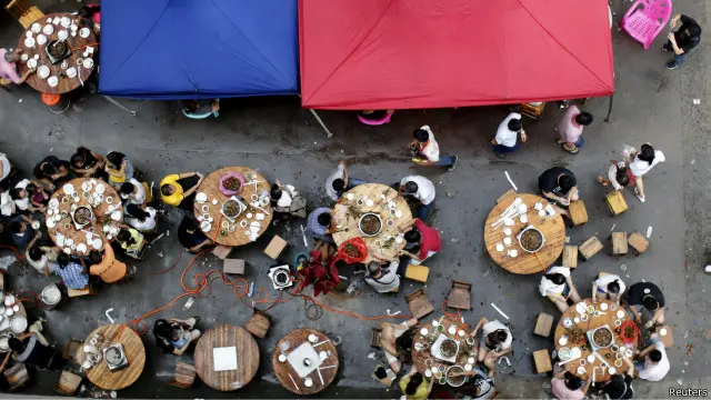  ခွေး အကောင်ရေ တစ်သောင်း ကျော် အသတ်ခံရဖို့ ရှိပြီး ကြောင်တွေပါ သတ်ဖြတ် စားသုံးမှုကို ခံရဖို့ ရှိ