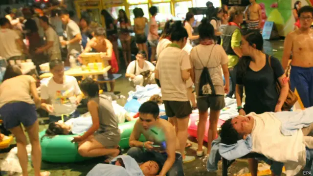 په رپوټونو کې ویل شوي، چې ځینې کسان ان ۴۰ سلنه سوځېدلي دي