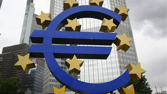 د نویو پیسو رامنځته کول او په انتقالي پړاو کې پر له پسې اقتصادي ګډوډي ډېر لګښت غواړي