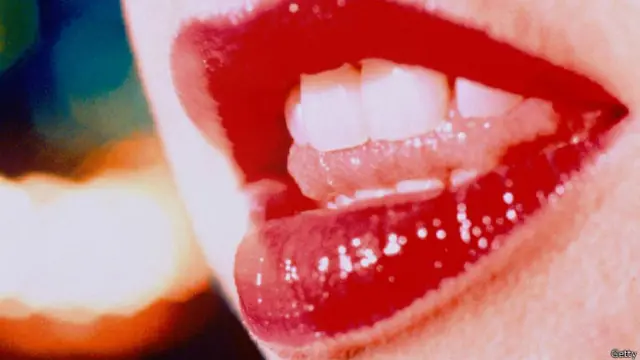 Região cerebral que processa prazer pode ser ativada por drogas e certos alimentos